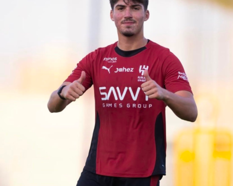 مدرب يوسف أكتشيشيك يكشف جاهزية بديل كوليبالي في الهلال