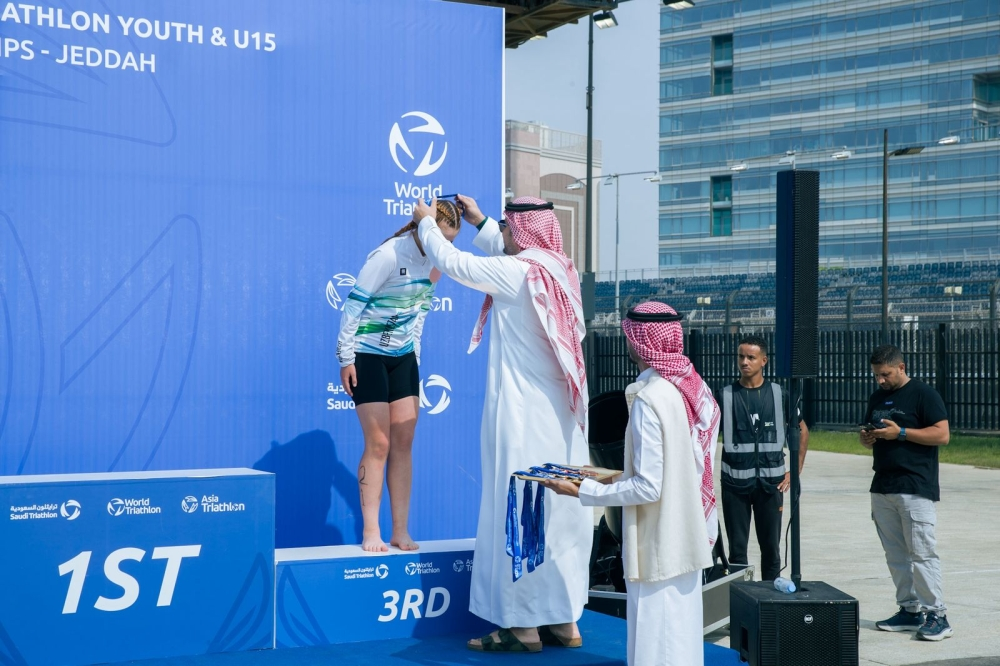 بن جلوي يتوج أبطال آسيا للترايثلون 2025 بجدة