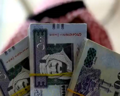 سعر الريال السعودي اليوم الأحد 7 ديسمبر 2025 مقابل الجنيه في البنوك