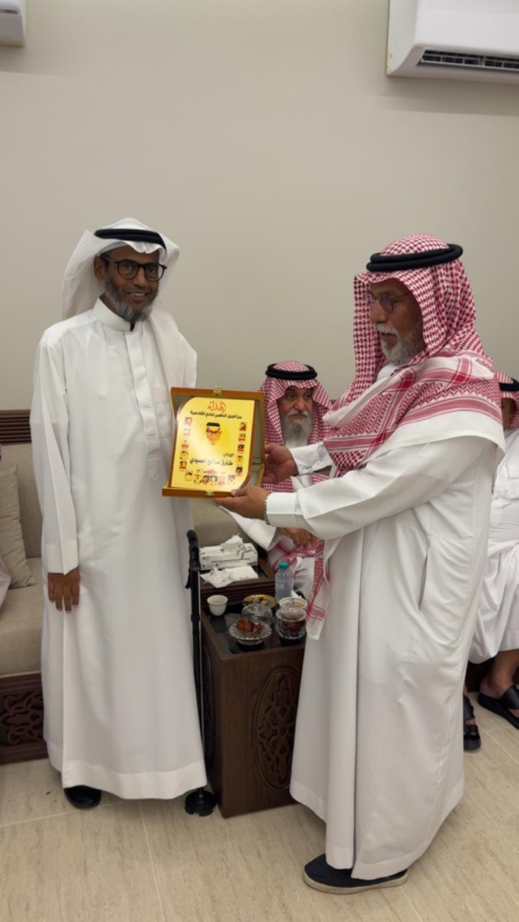 نجوم القادسية أبطال آسيا يكرمون طارق العمودي في ليلة الوفاء