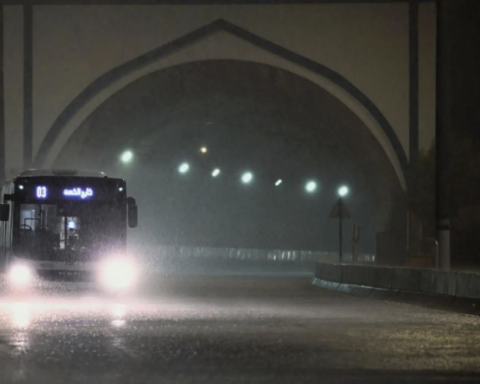 طقس مكة المكرمة: أمطار غزيرة وتحذيرات رسمية حتى الأربعاء