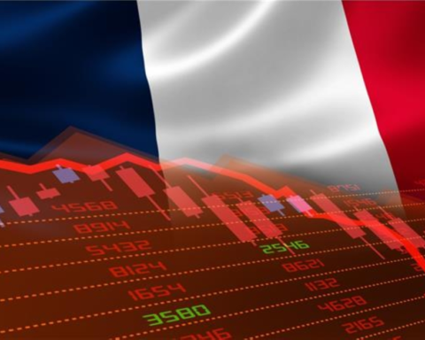 ارتفاع توقعات نمو الاقتصاد الفرنسي إلى 0.8% وتحديات الموازنة