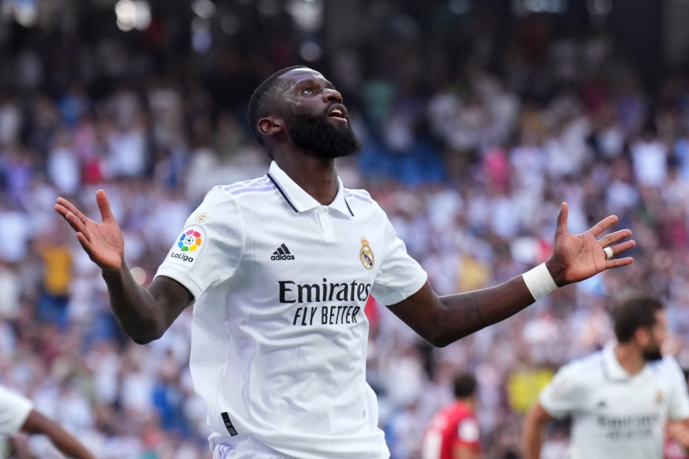 ريال مدريد يرفض انتقال روديجر للدوري السعودي ويقرر التجديد