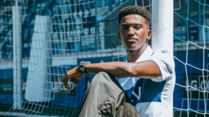 الأهلي يفاوض مهند آل سعد: تفاصيل صفقة الشتاء المرتقبة