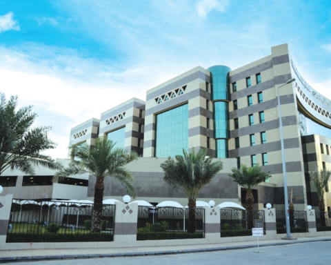 تعليق التدريب التقني والدراسة في مكة وجدة غدًا بسبب الطقس