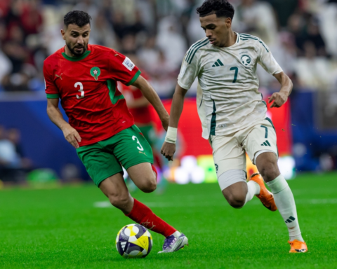 خبير تحكيمي يؤكد صحة ركلة جزاء السعودية ضد المغرب 2025