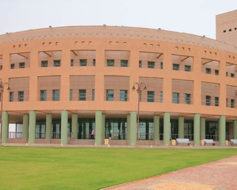 الدراسة عن بعد في الحدود الشمالية: قرارات الجامعة والتدريب التقني