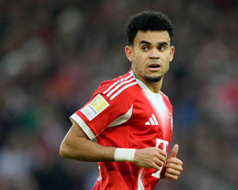 لويس دياز يدعم محمد صلاح بعد أزمة ليفربول وأرني سلوت