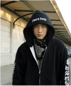 تيدي بارك يحصد وسام رئيس الوزراء في جوائز المحتوى الكوري 2025