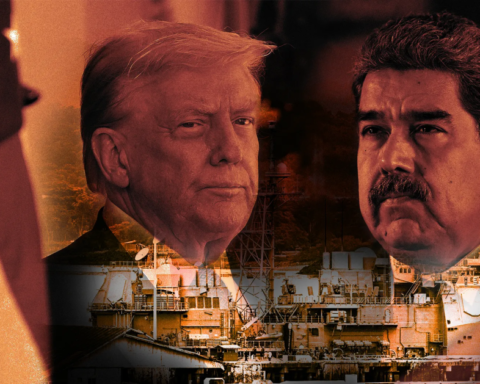 مادورو يتهم أمريكا بالقرصنة بعد احتجاز ناقلة نفط وعقوبات جديدة