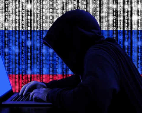 ألمانيا تتهم روسيا بهجمات سيبرانية وتستدعي السفير