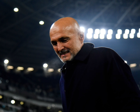 سباليتي يعلق على رفض عائلة أنييلي بيع يوفنتوس