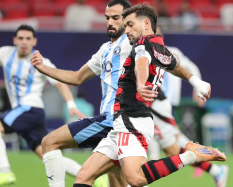 فلامنجو يهزم بيراميدز ويواجه سان جيرمان في نهائي إنتركونتيننتال