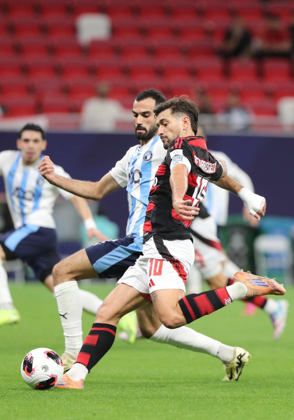 فلامنجو يهزم بيراميدز ويواجه سان جيرمان في نهائي إنتركونتيننتال