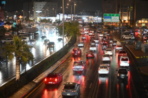 طقس السعودية: أمطار غزيرة وسيول على الرياض ومكة والشرقية