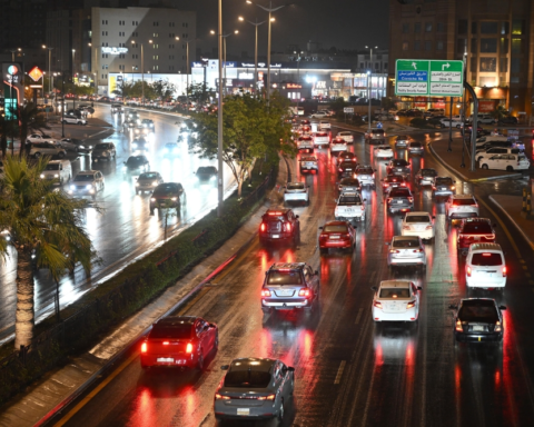 طقس السعودية: أمطار غزيرة وسيول على الرياض ومكة والشرقية