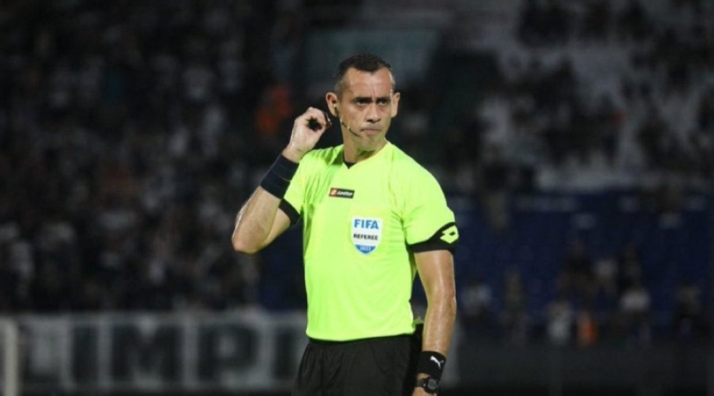 حكم مباراة السعودية والأردن في نصف نهائي كأس العرب 2025