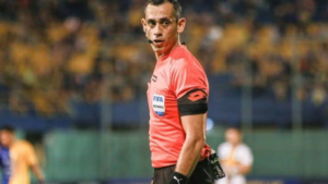 خوان بينتيز: حكم مباراة السعودية والأردن وأبرز أرقامه