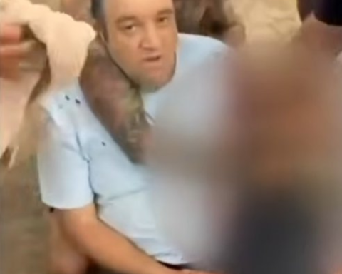 بطل مسلم يواجه مسلحين في شاطئ بوندي بسيدني.. فيديو وتفاصيل