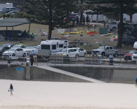 هجمات سيدني: أستراليا تعيد النظر في قوانين الأسلحة والسلامة