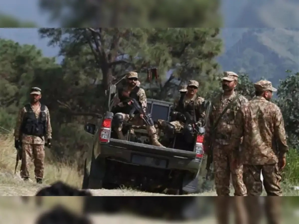 13 militants killed in Pakistani army operations in the northwest of the country