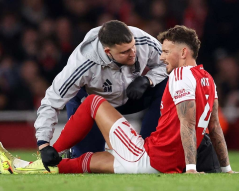 مدة غياب بن وايت عن أرسنال وتأثير إصابته على الفريق