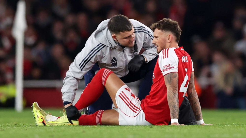 مدة غياب بن وايت عن أرسنال وتأثير إصابته على الفريق