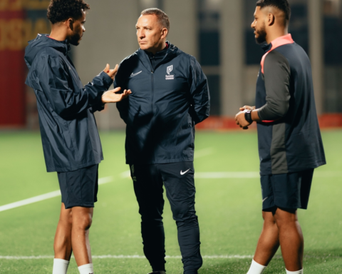 موعد أول مباراة لرودجرز مع القادسية في دوري يلو السعودي