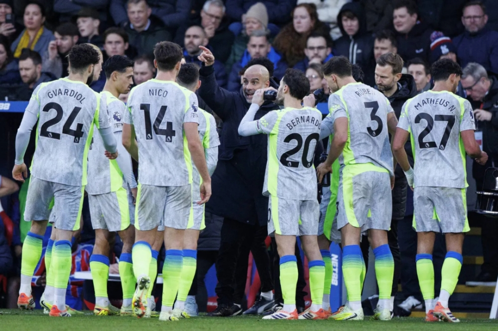 إصابة جيريمي دوكو: ضربة قوية لمانشستر سيتي قبل مونديال الأندية