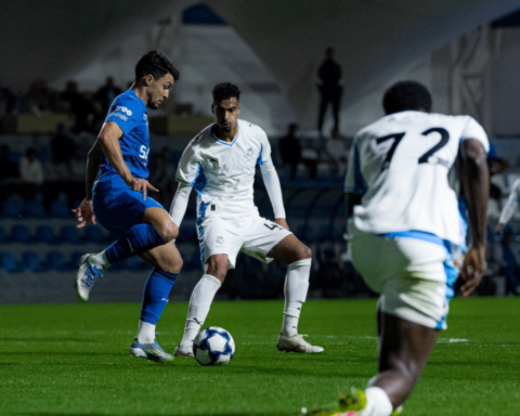 الهلال يخسر ودياً أمام نيوم 2-1 وعودة القائد سلمان الفرج