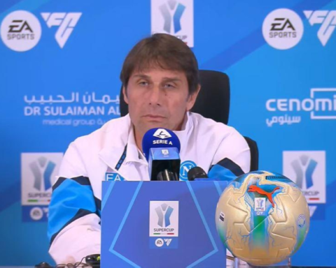 السوبر الإيطالي بالرياض: نابولي يسعى للقب في النظام الجديد