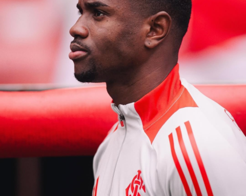 الأهلي السعودي يحسم صفقة المهاجم البرازيلي ريكاردو ماتياس