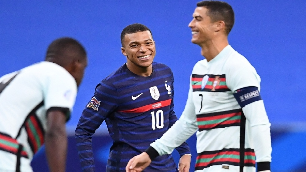 مبابي يقترب من كسر رقم رونالدو التاريخي مع ريال مدريد 2025