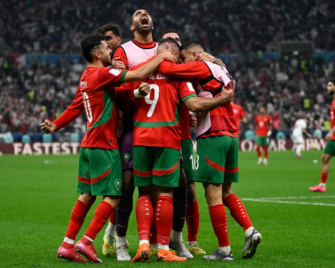 حصاد الكرة المغربية 2025: عام ذهبي وتتويج عالمي