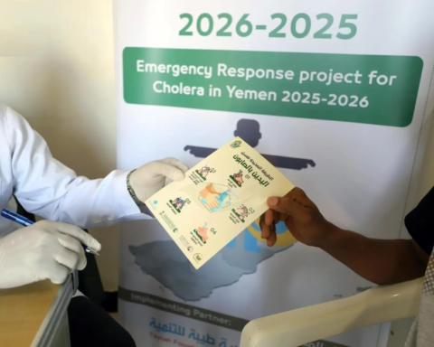 مركز الملك سلمان يكافح الكوليرا في اليمن: خدمات لآلاف المستفيدين
