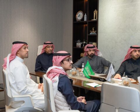 الخريف يبحث تعزيز الصادرات السعودية غير النفطية عالمياً