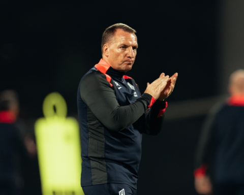 بريندان رودجرز مدرباً للقادسية: حقبة تكتيكية جديدة