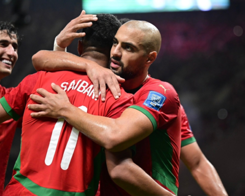 المغرب يواجه جزر القمر في افتتاح كأس أمم إفريقيا 2025