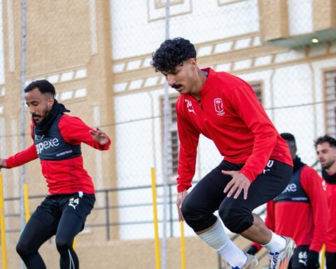 دوري يلو: أبها يدافع عن الصدارة والعروبة يواجه الرائد