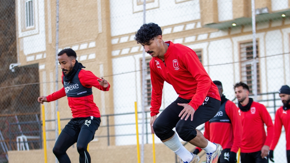 دوري يلو: أبها يدافع عن الصدارة والعروبة يواجه الرائد