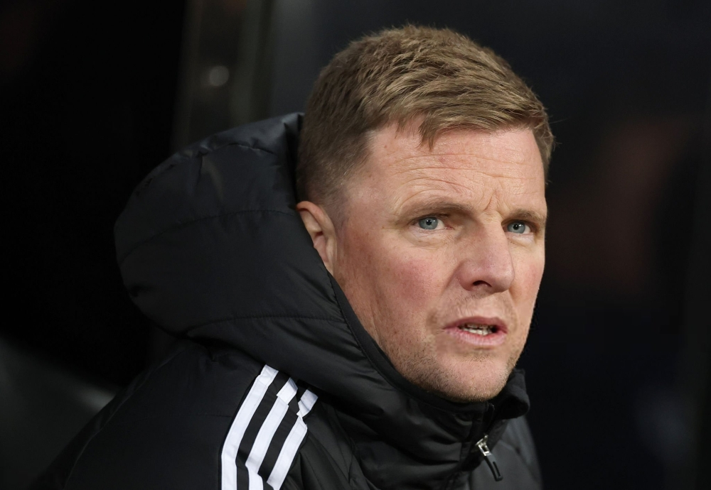 إيدي هاو يهاجم التحكيم بعد تعادل نيوكاسل وتشيلسي المثير