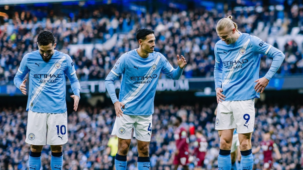 هالاند يقود مانشستر سيتي للصدارة بفوز ساحق على وست هام