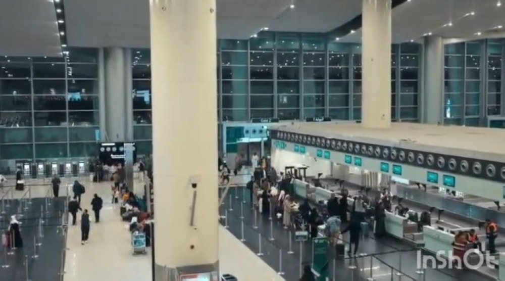 انسيابية حركة السفر بمطار الملك خالد وتوجيهات وزير النقل