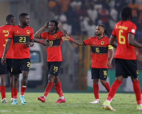 أنغولا ضد جنوب أفريقيا: صراع فك العقدة في كأس أمم أفريقيا 2025