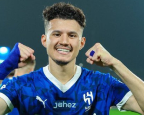 مستقبل عبدالله الحمدان: هل ينتقل لدوري يلو أم النصر؟