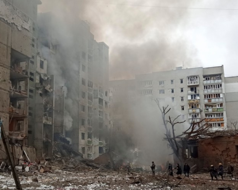 بوتين يهدد بتكثيف الهجمات على موانئ أوكرانيا وسط قصف أوديسا