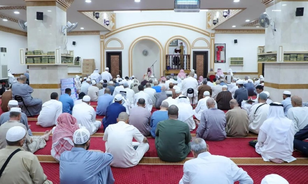 الشؤون الإسلامية: برامج توعية المعتمرين بلغات عالمية لموسم 1447