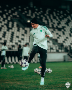 إيبانيز يعلق على فوز الأهلي التاريخي أمام الشرطة العراقي