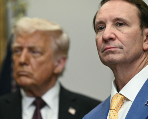 ترامب يجدد مساعي ضم غرينلاند: أمن قومي أم أطماع توسعية؟