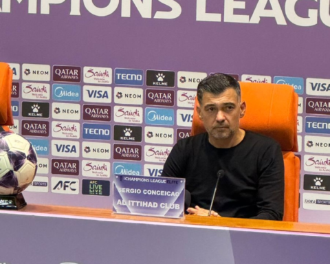 تصريحات كونسيساو بعد فوز الاتحاد على ناساف بهدف بنزيما